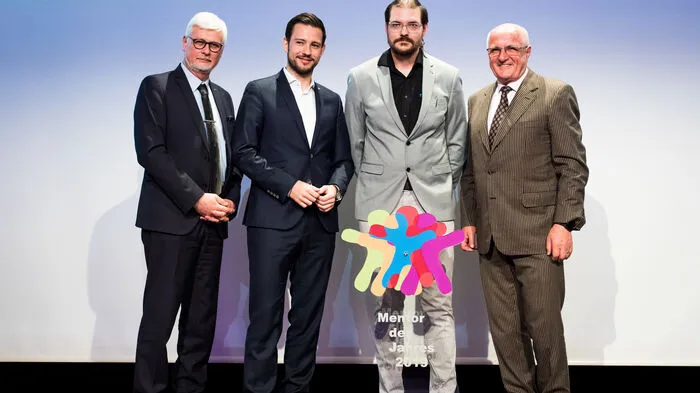Manfred Freitag (Kelag), Landesrat Sebastian Schuschnig, Mentor des Jahres Rene Wallner und Franz Pacher (Talenteakademie)