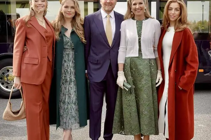 König Willem-Alexander ist zwar der Hahn im Korb, aber die Frauen der Königsfamilie stehlen ihm eindeutig die Show.  