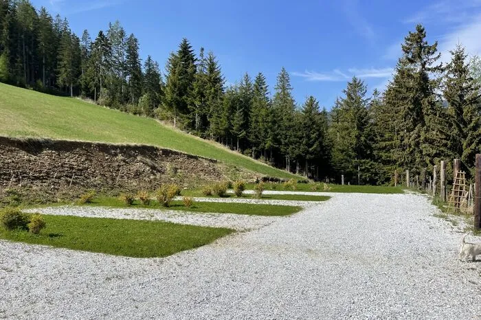 Genau hier wird auch ein kleiner Campingplatz eröffnet.