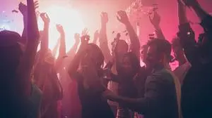 Company of nice attractive lovely stylish cheerful cheery positive carefree, guys ladies having fun hanging out best summer student event life in new cool modern place indoors