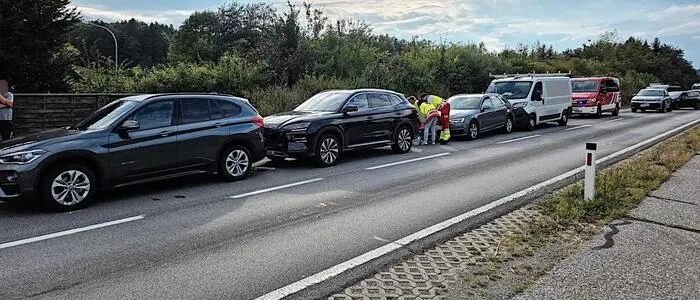 Vier Fahrzeuge waren in die Karambolage auf der B73 in Heiligenkreuz am Waasen verwickelt