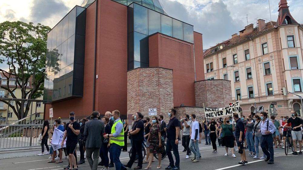 Demonstration gegen Antisemitismus nach den Angriffen vor der Grazer Synagoge