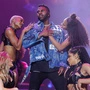 Popstar Jason Derulo stimmte ein Medley seiner größten Hits und zeigte auf der Bühne vollen Körpereinsatz