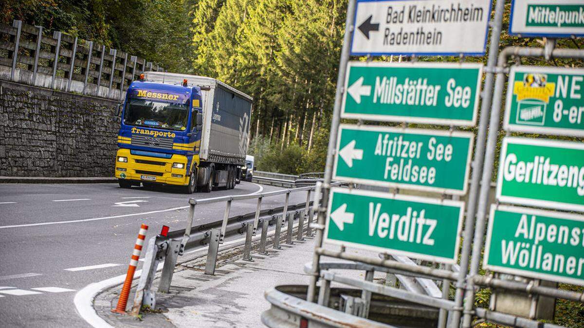 Der Großteil der Fahrzeuge im Gegendtal fällt unter den erlaubten Ziel- und Quellverkehr