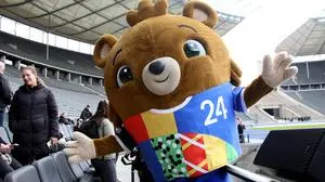 DEU, EM, EM-Pokal-Vorstellung, / 24.04.2024, Berliner Olympiastadion, Berlin, DEU, EM, EM-Pokal-Vorstellung, im Bild EM-Maskotchen Foto: Juergen Engler / nordphoto GmbH *** DEU, EM, EM Cup presentation, 24 04 2024, Berlin Olympic Stadium, Berlin, DEU, EM, EM Cup presentation, in the picture EM mascot Photo Juergen Engler nordphoto GmbH nordphotoxGmbHx/xEngler nph00076