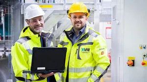 Renato Sarc (rechts) von der Montanuniversität Leoben mit Herbert Tanner von dem Unternehmenspartner Siemens