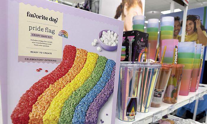 Regenbogen-Produkte bei Target 