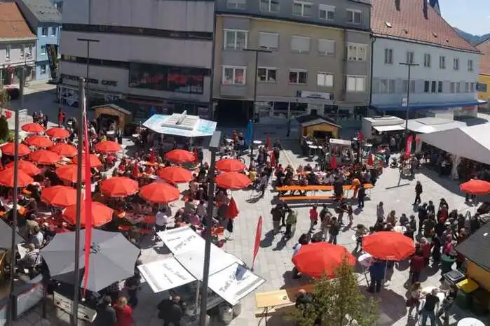 Nach dem Schlager Open Air am 30. April fand der offizielle Eröffnungsakt statt.