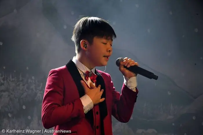 ... der ganz junge Kanadier Jeffrey Li, der schon in "America's got Talent" für Furore sorgte ...