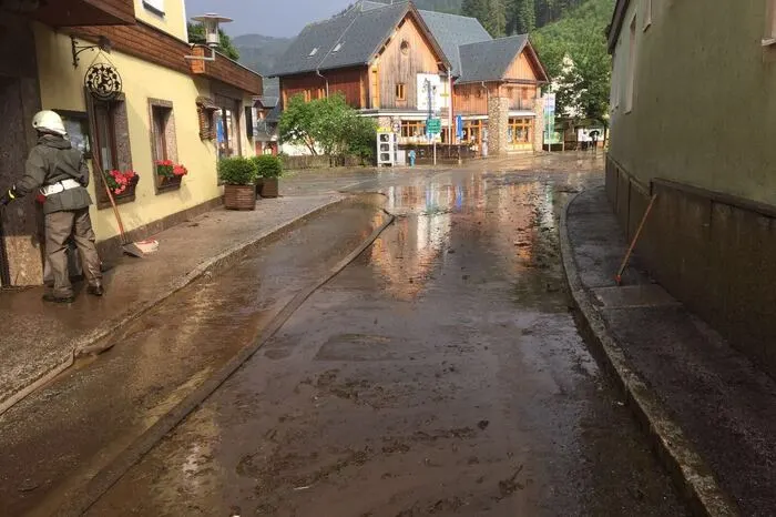 Verwüstung in Gasen ...
