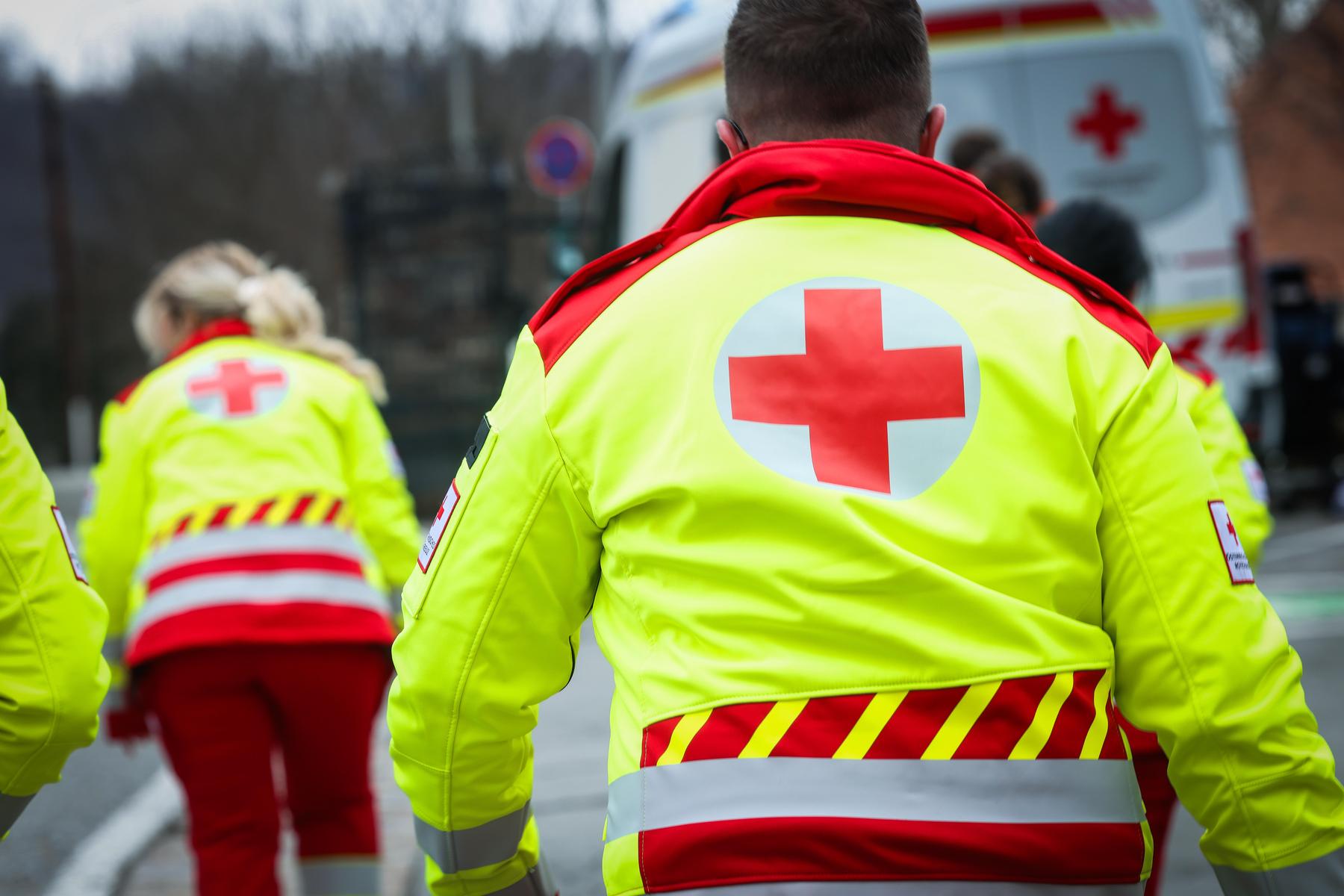Im Lavanttal: Radfahrerin bei Unfall in Wiese geschleudert