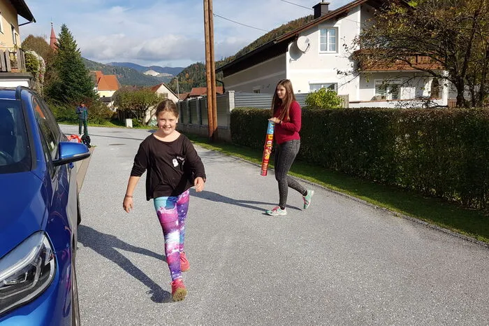 Klicken Sie sich durch die Fotos vom Selbstbehauptungskurs an der Volksschule Kainach bei Voitsberg!