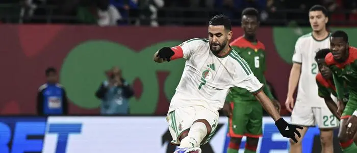 Riyad Mahrez traf vom Elfmeterpunkt zum Sieg für Algerien
