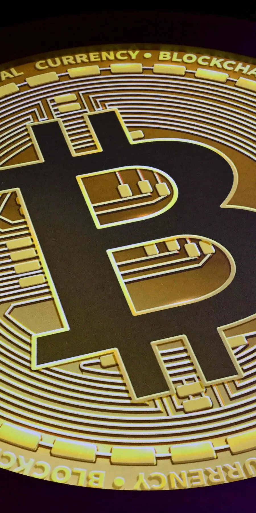 Bitcoin über 100.000 Dollar: Neues Handelsabkommen heitert Stimmung auf