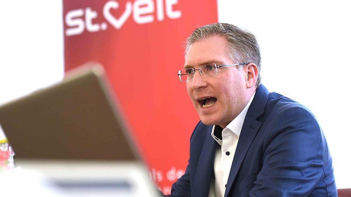 Martin Kulmer lud am Dienstagvormittag zu seiner ersten Pressekonferenz als neuer St. Veiter Bürgermeister 