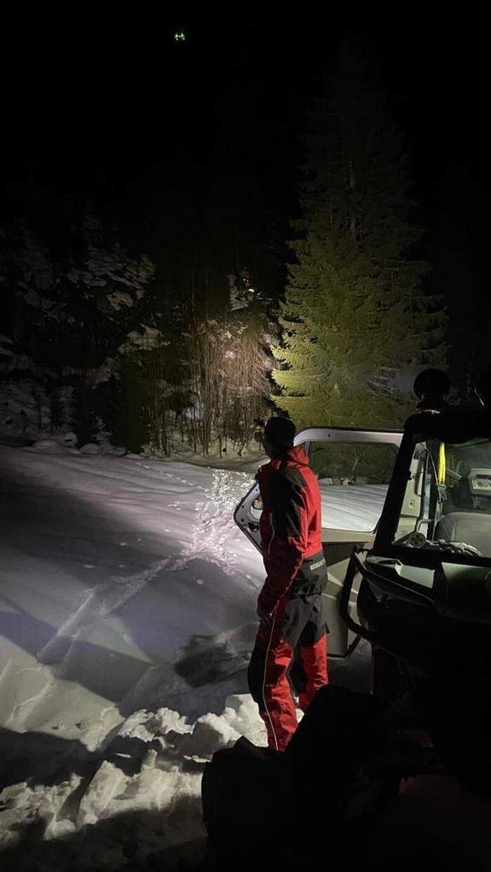 Nächtlicher Einsatz für Bergrettung und Alpinpolizei