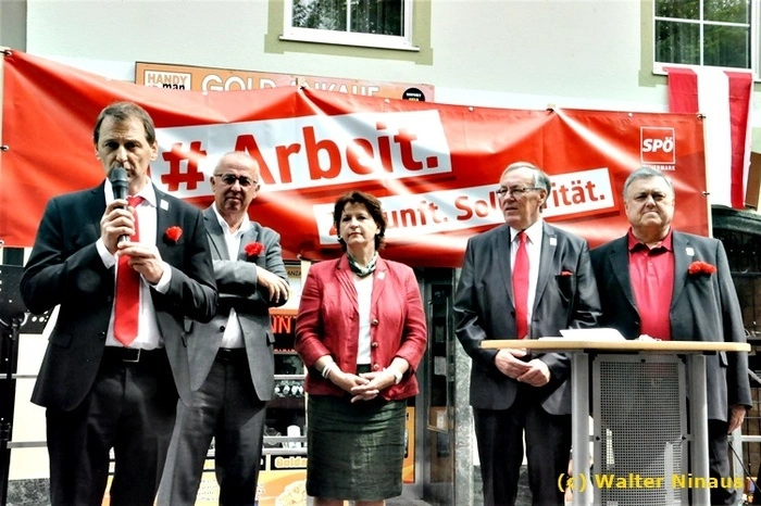Nach der Begrüßung durch Vizebürgermeister Kurt Christof und einer offenen Kritik an der Vorgangsweise im Sozialsystem der neuen Bundesregierung sprach Bürgermeister Ernst Meixner in seiner Festrede von den Zukunftsprojekten in und um Voitsberg und dankte der Landesregierung, im speziellen Landeshauptmann-Stellvertreter Michael Schickhofer, für seinen Einsatz für die Region.