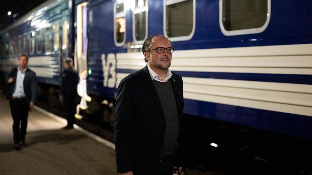 Schallenberg reiste mit dem Nachtzug über Polen in die Ukraine