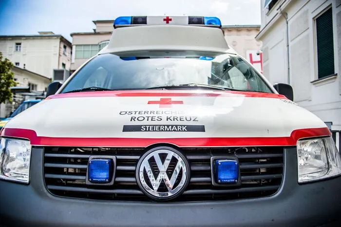 Die kleine Emma hatte es besonders eilig, das Licht der Welt zu erblicken. Die kleine Dame aus St. Nikolai kam noch im Auto des Papas zur Welt. Mehr dazu. 