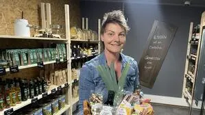Michaela Feier in der neuen Genusshütte, die rund um die Uhr geöffnet ist