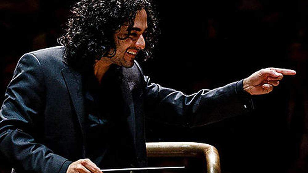 Dirigent Kerem Hasan