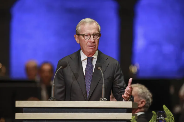 Bei Haslauers Begrüßung blieb jedwede Aufregung aus. Stattdessen widmete sich der Salzburger Regierungschef dem Thema der "Wunder" - und appellierte, diese insbesondere im Alltag wahrzunehmen.