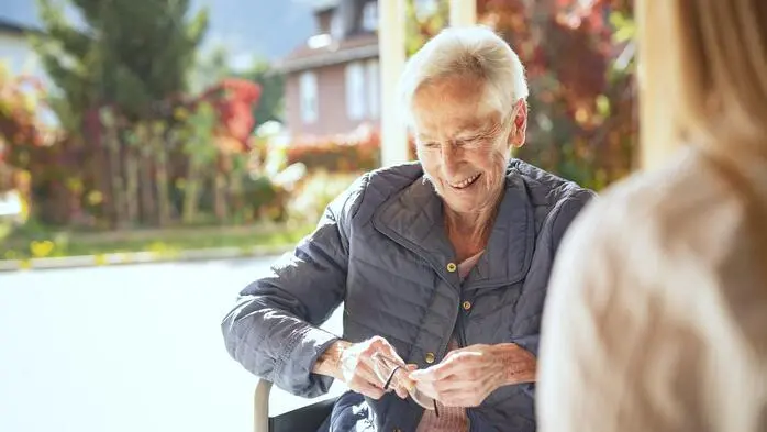 In Osttirol kann man sich zur ehrenamtlichen Hospizbegleitung ausbilden lassen
