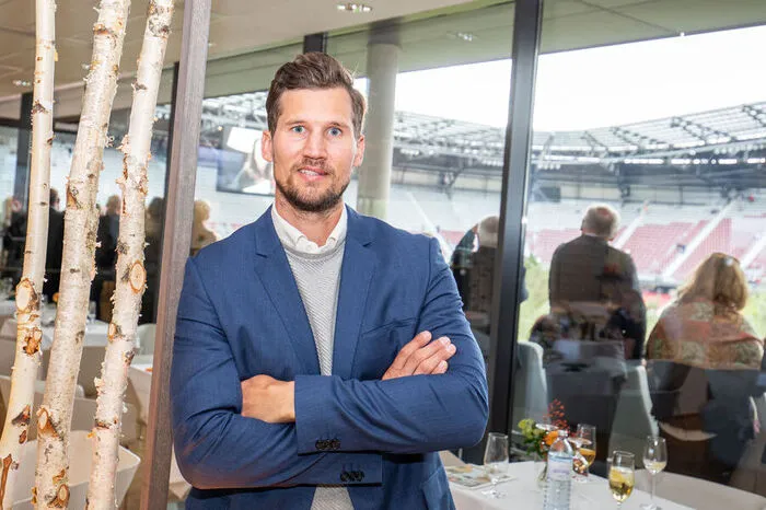 Der Ex-Eishockeyspieler und Holzunternehmer Gregor Hager sagt: „Ich war von Anfang an sehr für das Projekt.“ Er halte die Umsetzung für besonders gelungen. Selten sehe man in den Kärntner Wäldern so eine Baumvielfalt. Ein kleines Bedauern empfindet Hager, dass der Wald nicht begehbar ist.