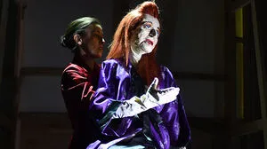 Nikolaus Habjan verneigte sich 2019 vor Nobelpreisträgerin Elfriede Jelinek 