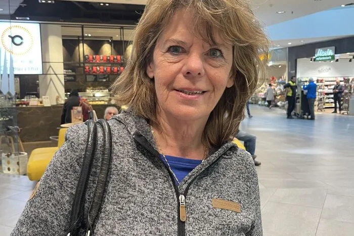 Die Grazerin Sylvia verzichtet vor allem auf teures Fleisch. Auch bei Obst und Gemüse versucht sie zu sparen und baut manche Lebensmittel in ihrem eigenen Garten an: "Wenn ich etwas Teures sehe, sag ich: 'Nein, das brauche ich nicht, das muss ich nicht essen.'"