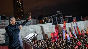 CHP-Chef Özgür Özel nannte Erdoğan einen „Putschisten“ und den „Chef einer Junta“