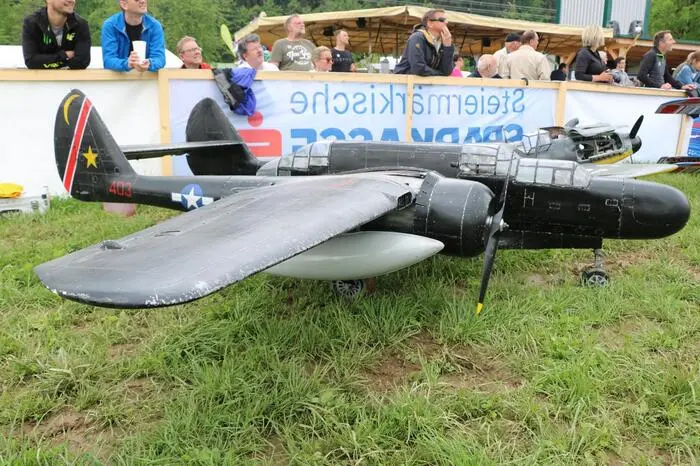 Am Sonntag geht die Flugshow in die zweite Runde, mit Kunstflügen und zahlreichen Modellen.