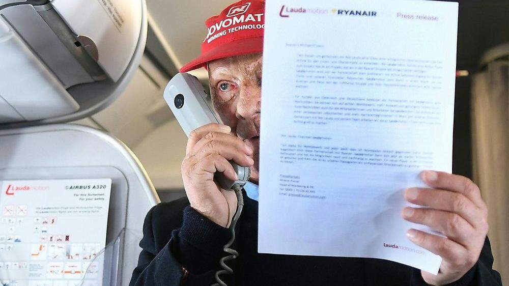 Über den Wolken unterrichtete Niki Lauda vom Einstieg der Ryanair 