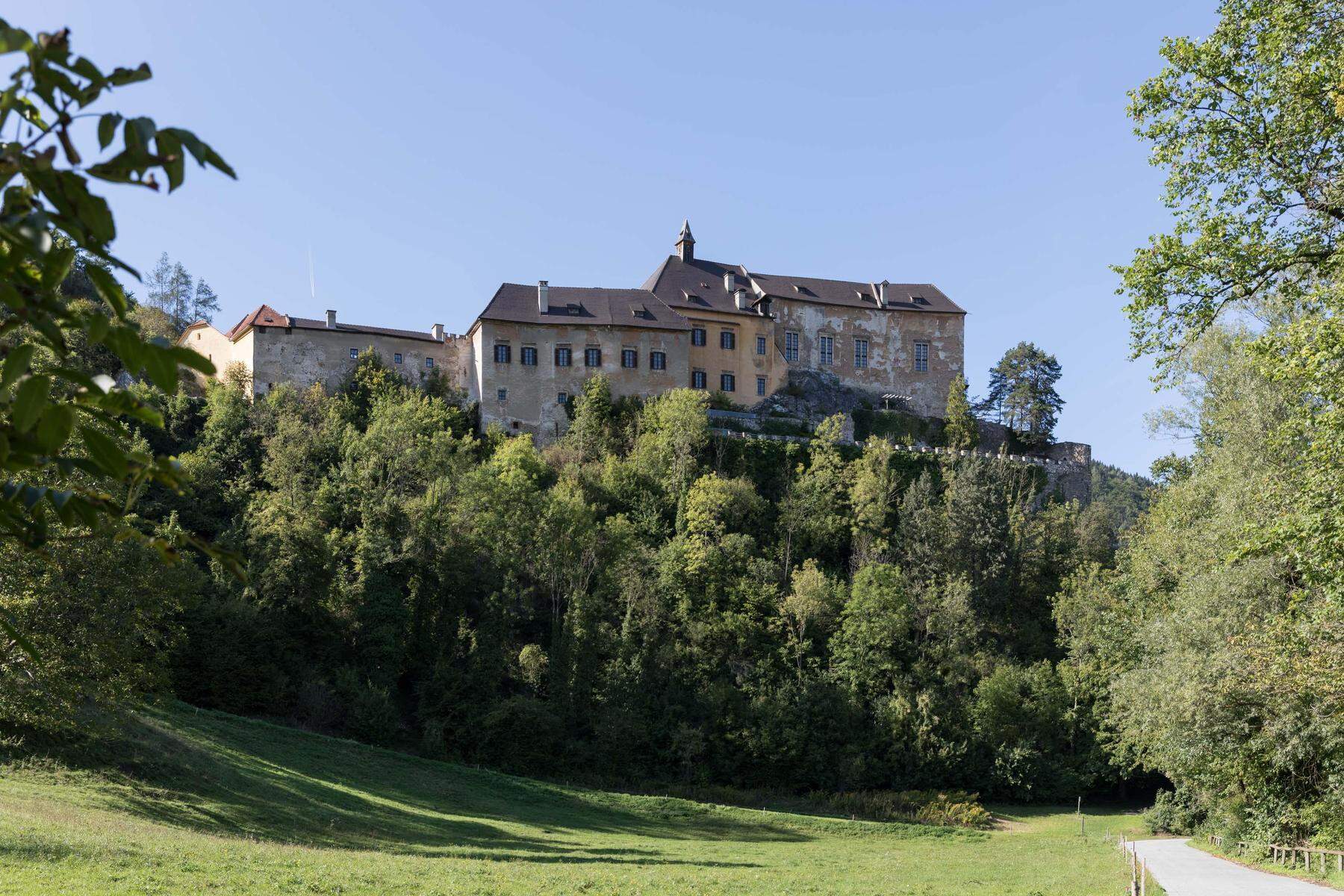 Um 10 Millionen Euro | Burg Rabenstein steht zum Verkauf