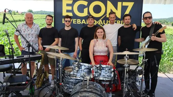 Die wohl beliebteste Partyband des Landes „Egon7“ feierte dieser Tage ihr 30-Jahr Jubiläum