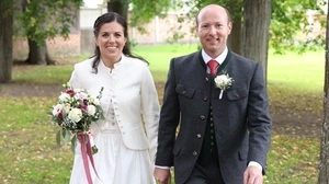 Anita und Christian haben sich getraut, in einem Jahr folgt die kirchliche Hochzeit