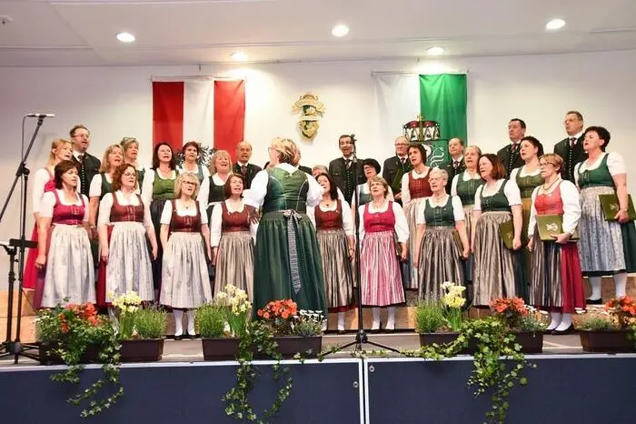 Folgende 15 Chöre waren dabei: Gesangverein Oberwölz, A capella Murau, Sängerrunde Scheifling, MGV Stadl/Mur, Die Grazluppas, Sängerrunde Schöder, Sängerrunde Niederwölz, Höhenklang MGV Mariahof, Singgemeinschaft St. Veit/Gegend, Liederkranz Neumarkt, Sängerrunde Kohlrösl, MGV Zirbitzkogel Mühlen, Projektchor des Gesangvereines St. Peter, Alpenklang Perchau und die Sängerrunde Pöllau.