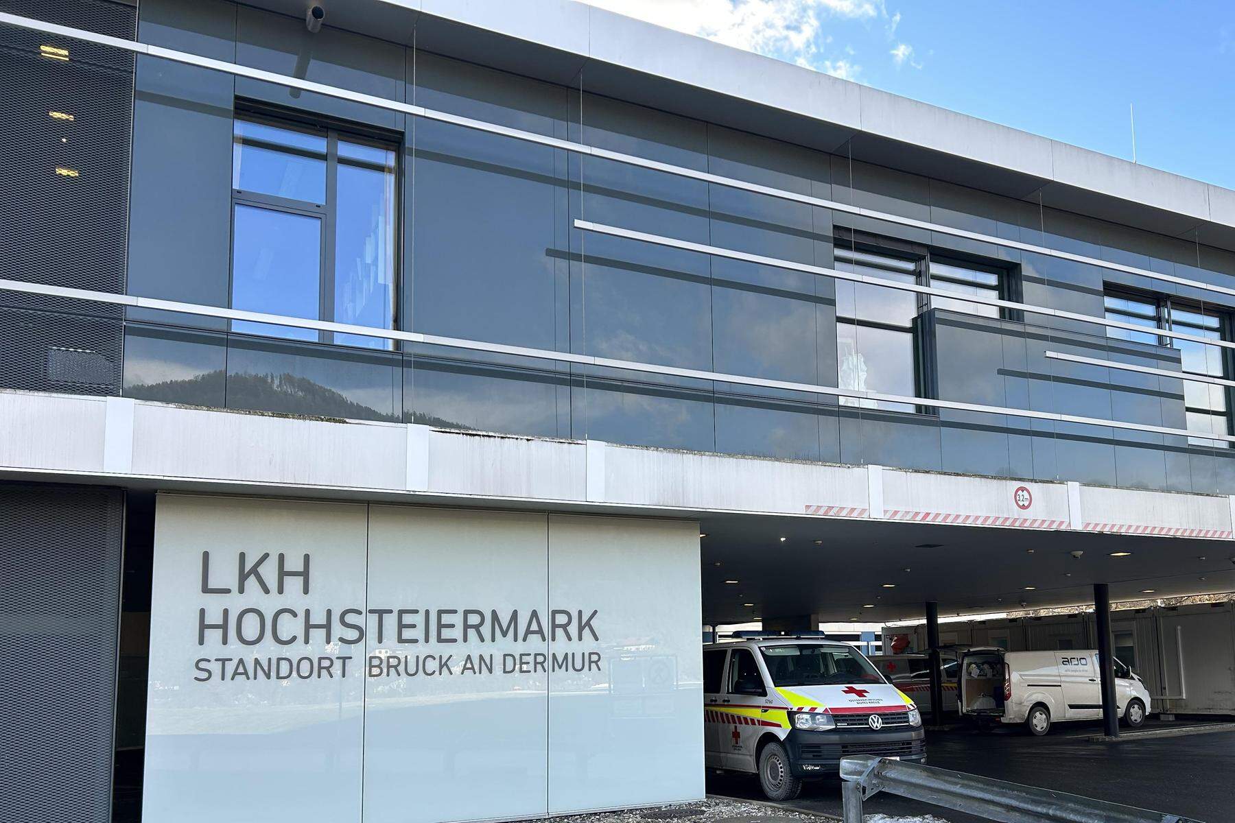 LKH Bruck : Keine großen Operationen bei Unfällen nach 15 Uhr: Tageweise schafft man es doch