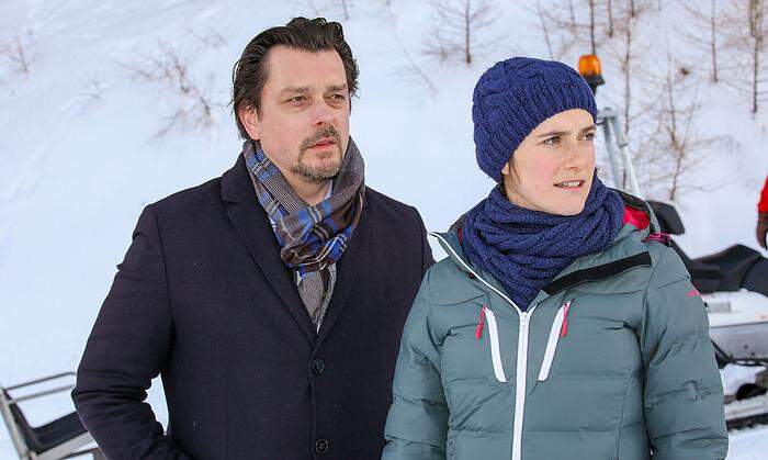 Hary Prinz (Sascha Bergmann) und Miriam Stein (Sandra Mohr) ermitteln in Schladming