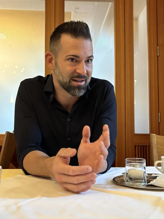 Christoph Kulmer im Gespräch mit der Kleinen Zeitung.