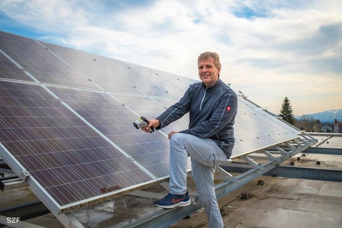Andreas Lind hat sich mit 55 Jahren entschieden endlich seinen Wunschberuf zu erlernen 