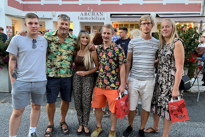 Bis 11. August verzaubert die Thermenhauptstadt...