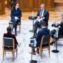 Diskussionsgruppe mit Linda Erker (Historikerin), Michel Friedman (Philosoph), Barbara Glück (Direktorin der Gedenkstätte Mauthausen) und Jonathan Matthews (Leiter des Film- und Fotoarchivs der Gedenkstätte Yad Vashem im Parlament