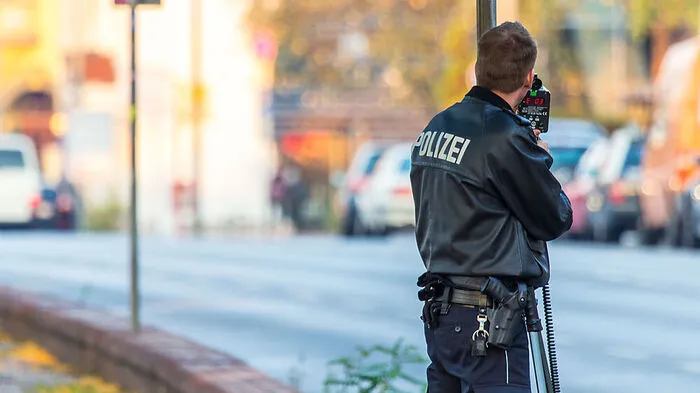 Zwei Raser in Tirol gebremst