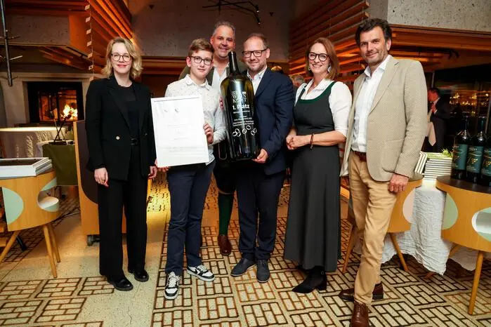 Gewinner der Kategorie „Traminer Orts-/Riedenwein 2023“: das Weingut Frauwallner.