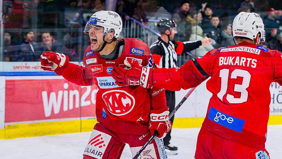 KAC-Stürmer Fabian Hochegger erzielte 2,6 Sekunden vor Schluss in Salzburg den 3:3-Ausgleich