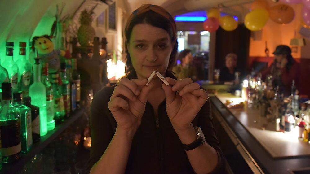 Karin Rauter von der Klagenfurter Flamingo Bar ist mit dem allgemeinen Rauchverbot zurfrieden