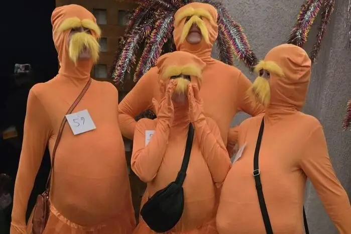Diese Gruppe begeisterte im Rothof mit ihren Lorax-Kostümen
