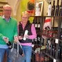 Peter und Ursula Frank in ihrem Geschäftslokal "k&k olive" in der Feldbacher Bürgergasse