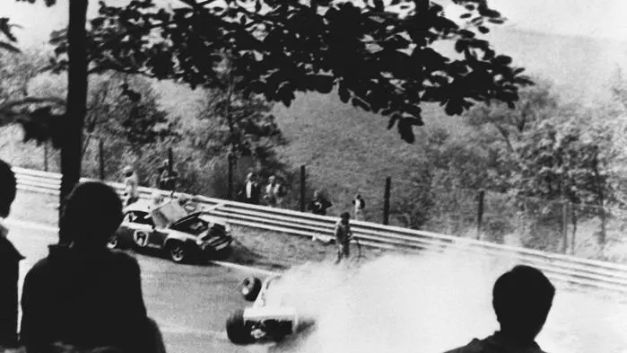 Am 1. August 1976 verunfallte Niki Lauda auf dem Nürburgring schwer 
